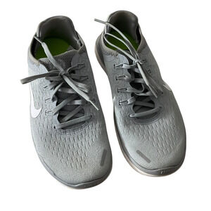 Nike Free Shoes Mens Size 7.5 Gray White Lightweight Running